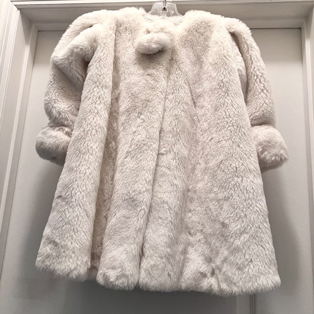 Neiman Marcus Girls Helena Faux Fur Coat-Ivory/Cream-Size 3T-Formal-Festive-Warm - Picture 2 of 16